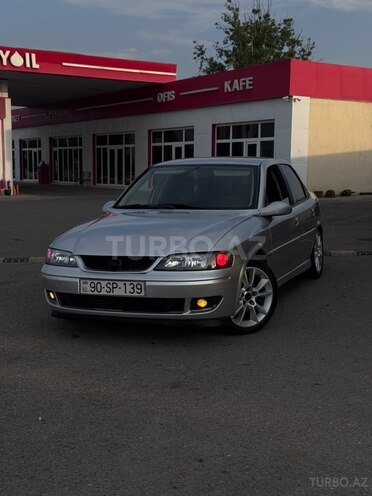 Opel Vectra 1999, 325,000 km - 1.6 л - Qazax