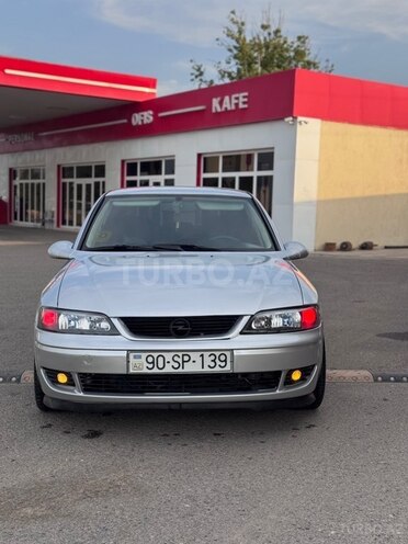 Opel Vectra 1999, 325,000 km - 1.6 л - Qazax