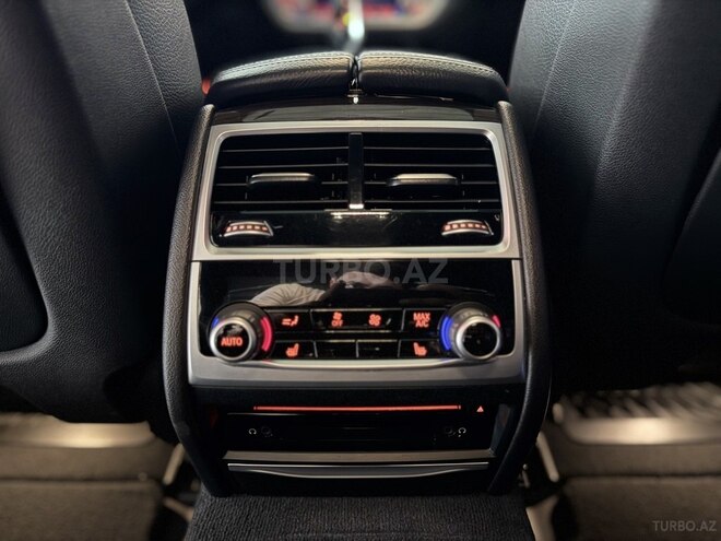 BMW 740 2018, 179,000 km - 3.0 l - Bakı