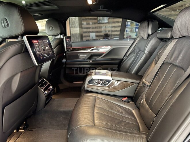 BMW 740 2018, 179,000 km - 3.0 l - Bakı