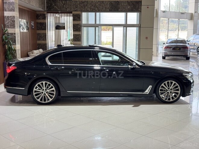BMW 740 2018, 179,000 km - 3.0 l - Bakı