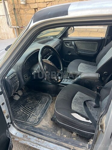 GAZ 31105 2006, 250,000 km - 2.5 l - Bakı