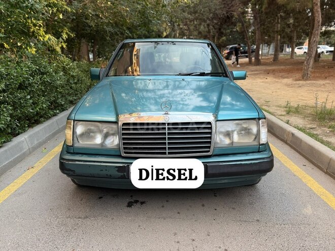 Mercedes  1990, 415,054 km - 2.0 l - Bakı