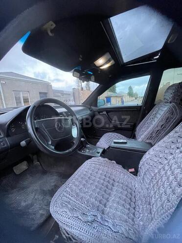 Mercedes C 180 1995, 241,000 km - 1.8 l - Bakı