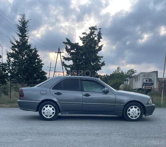 Mercedes C 180 1995, 241,000 km - 1.8 l - Bakı