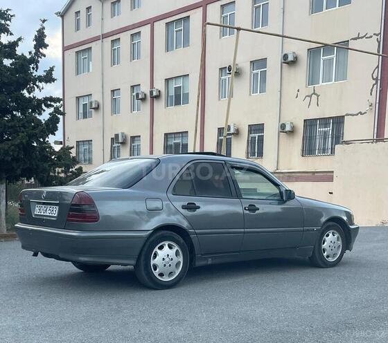 Mercedes C 180 1995, 241,000 km - 1.8 l - Bakı