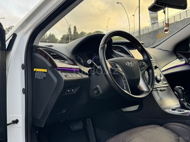 Hyundai Grandeur 2015, 265,000 km - 2.2 л - Bakı