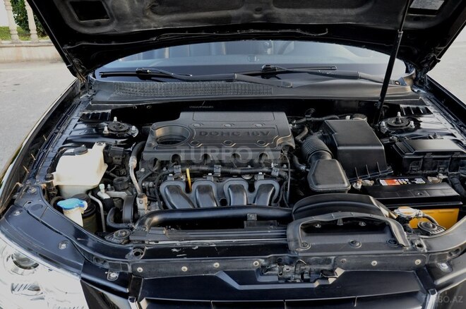 Hyundai Sonata 2008, 338,846 km - 2.0 l - Saatlı