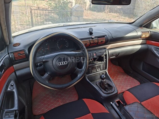 Audi A4 1998, 275,000 km - 1.8 l - Tovuz