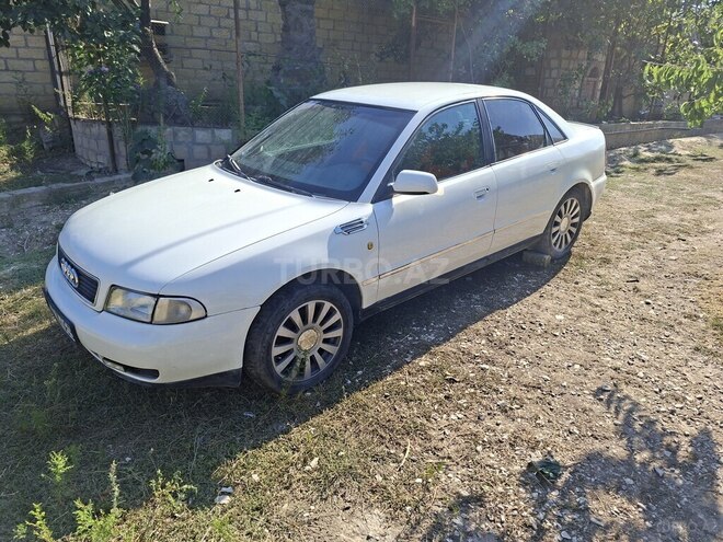 Audi A4 1998, 275,000 km - 1.8 l - Tovuz