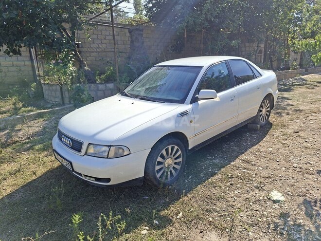 Audi A4 1998, 275,000 km - 1.8 l - Tovuz