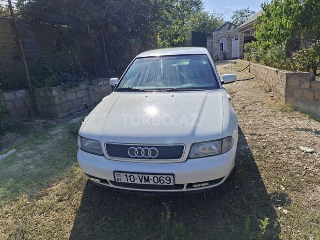 Audi A4 1998, 275,000 km - 1.8 l - Tovuz