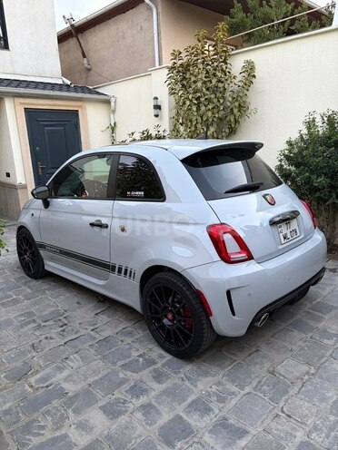 Abarth  2017, 136,000 km - 1.4 л - Bakı