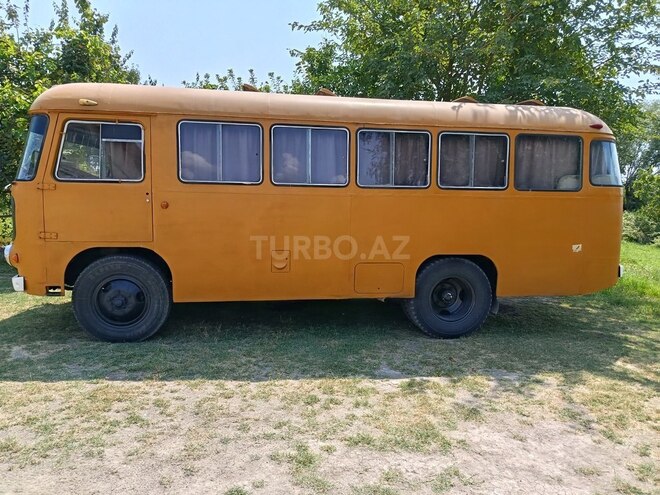 PAZ 3204 1990, 300,000 km - 3.8 l - Salyan