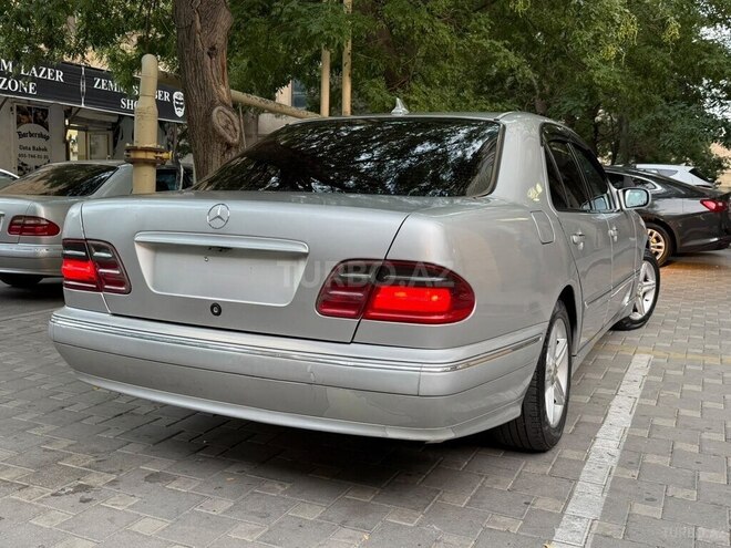 Mercedes E 270 2000, 570,000 km - 2.7 l - Bakı