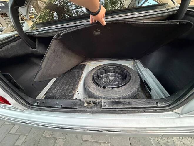 Mercedes E 270 2000, 570,000 km - 2.7 l - Bakı