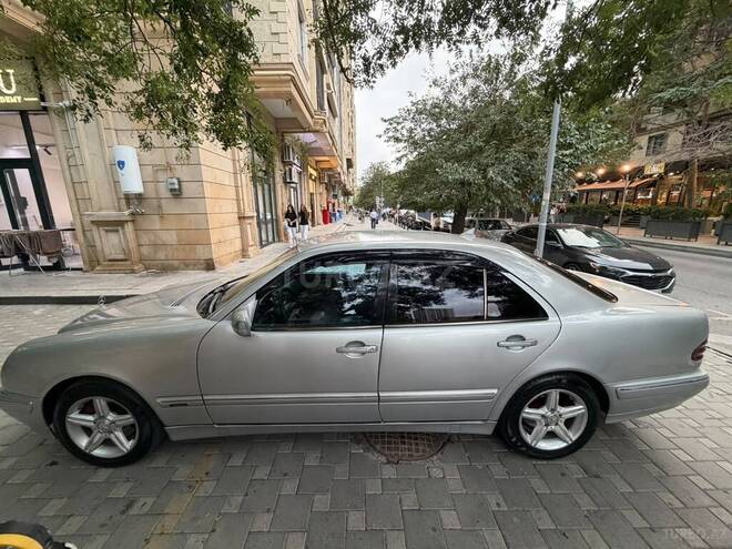 Mercedes E 270 2000, 570,000 km - 2.7 l - Bakı