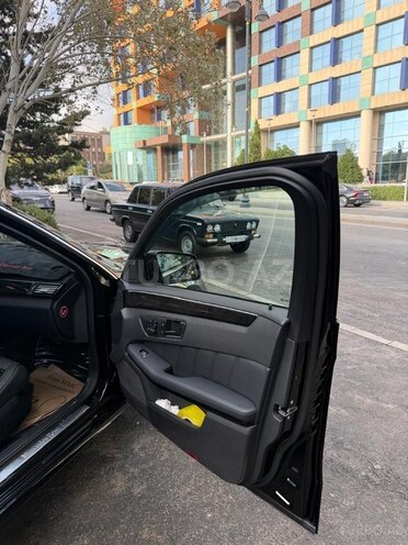 Mercedes E 350 4MATIC 2010, 8,199 km - 3.5 l - Bakı