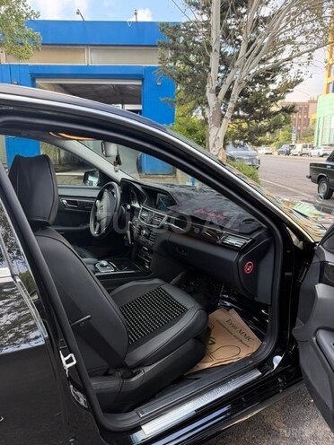 Mercedes E 350 4MATIC 2010, 8,199 km - 3.5 l - Bakı