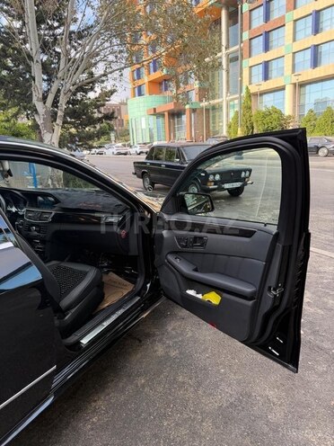 Mercedes E 350 4MATIC 2010, 8,199 km - 3.5 l - Bakı