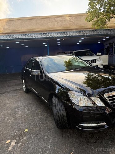Mercedes E 350 4MATIC 2010, 8,199 km - 3.5 l - Bakı