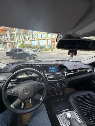 Mercedes E 350 4MATIC 2010, 8,199 km - 3.5 l - Bakı