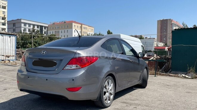 Hyundai Accent 2014, 230,000 km - 1.6 l - Sumqayıt