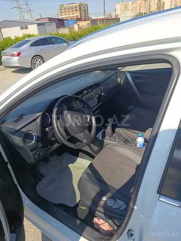 Toyota Auris 2015, 190,000 km - 1.4 l - Bakı