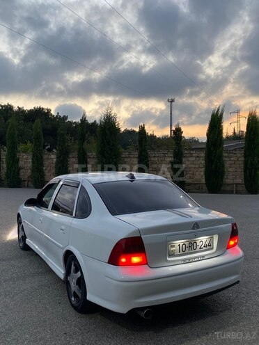 Opel Vectra 1999, 300,000 km - 1.8 l - Bakı
