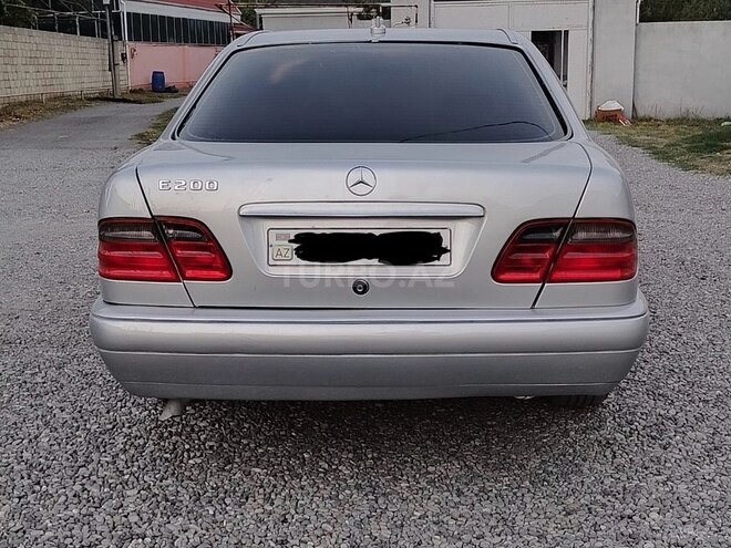 Mercedes E 200 1998, 250,000 km - 2.0 l - Bərdə
