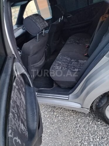 Mercedes E 200 1998, 250,000 km - 2.0 l - Bərdə