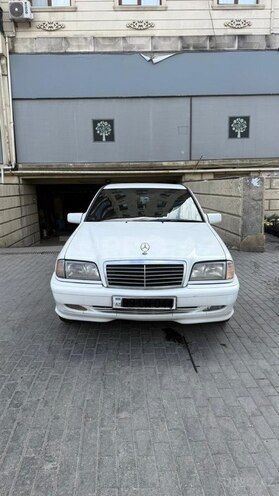 Mercedes C 220 1998, 813,480 km - 2.2 l - Bakı