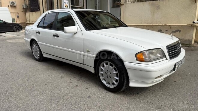 Mercedes C 220 1998, 813,480 km - 2.2 l - Bakı