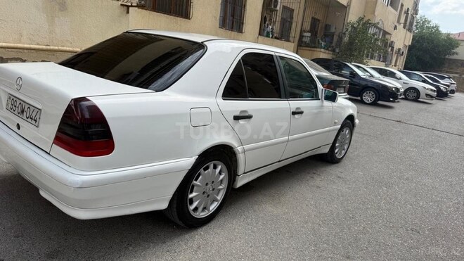 Mercedes C 220 1998, 813,480 km - 2.2 l - Bakı