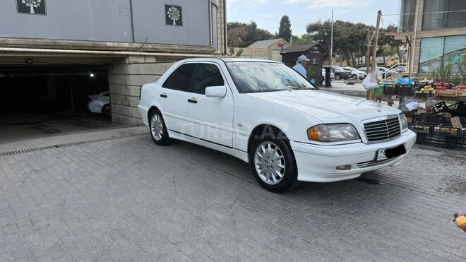 Mercedes C 220 1998, 813,480 km - 2.2 l - Bakı