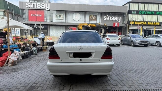 Mercedes C 220 1998, 813,480 km - 2.2 l - Bakı