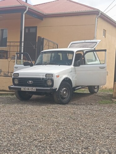 LADA (VAZ) Niva 2010, 260,000 km - 1.7 л - Astara