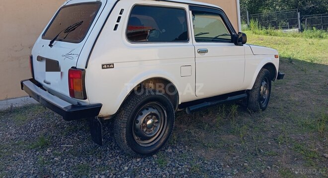 LADA (VAZ) Niva 2010, 260,000 km - 1.7 л - Astara