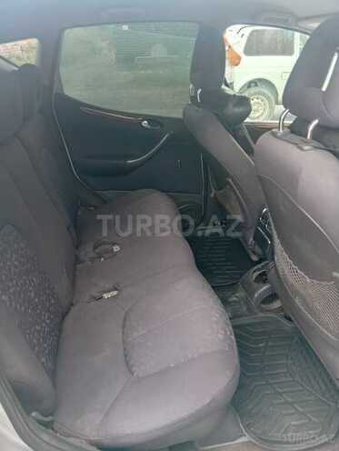 Mercedes A 160 2002, 200,000 km - 1.6 л - Zaqatala