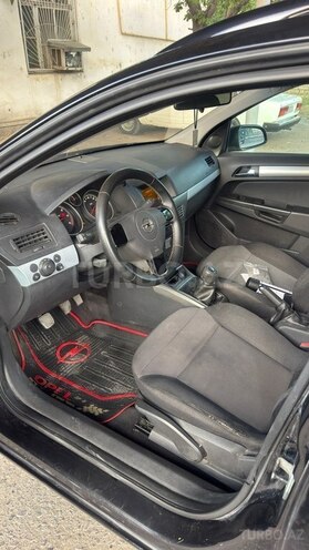 Opel Astra 2006, 285,012 km - 1.3 l - Ucar