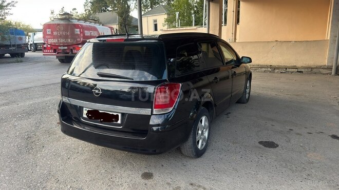 Opel Astra 2006, 285,012 km - 1.3 l - Ucar
