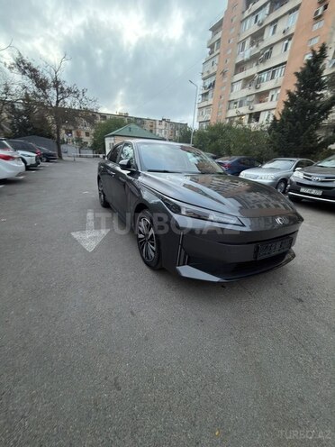 Changan Qiyuan A05 2025, 26,000 km - 1.5 l - Bakı