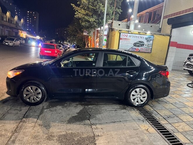Kia Rio 2018, 86,000 km - 1.6 l - Bakı