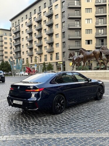 BMW i7 2023, 30,000 km - 0.0 l - Bakı