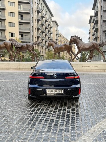 BMW i7 2023, 30,000 km - 0.0 l - Bakı