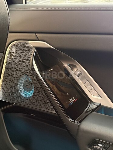 BMW i7 2023, 30,000 km - 0.0 l - Bakı