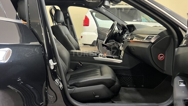 Mercedes E 250 2014, 241,000 km - 2.1 l - Sumqayıt