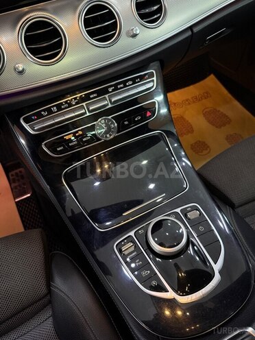 Mercedes E 300 d 2017, 208,300 km - 2.0 l - Xırdalan