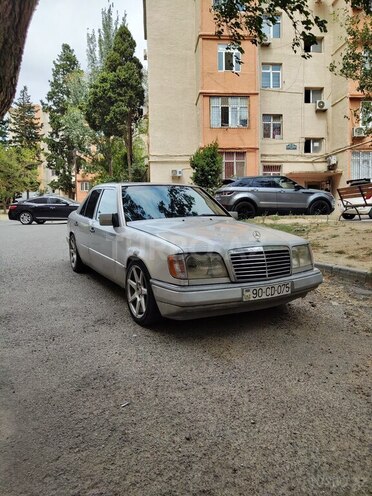Mercedes 220 E 1994, 395,000 km - 2.2 l - Bakı