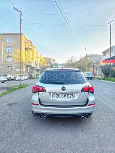 Opel Astra 2014, 300,000 km - 1.6 l - Gəncə